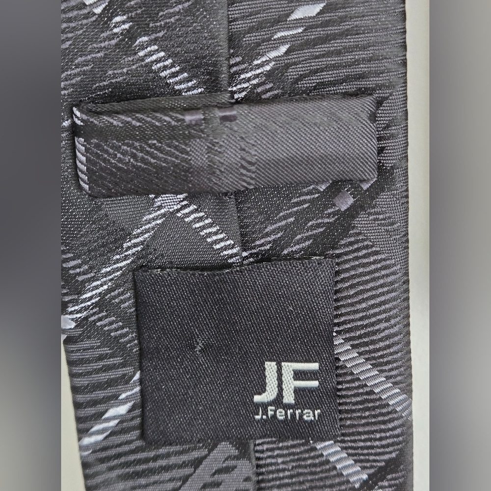JF J. Ferrar Mens Black And Grey Polyester Tie - Picture 4 of 8